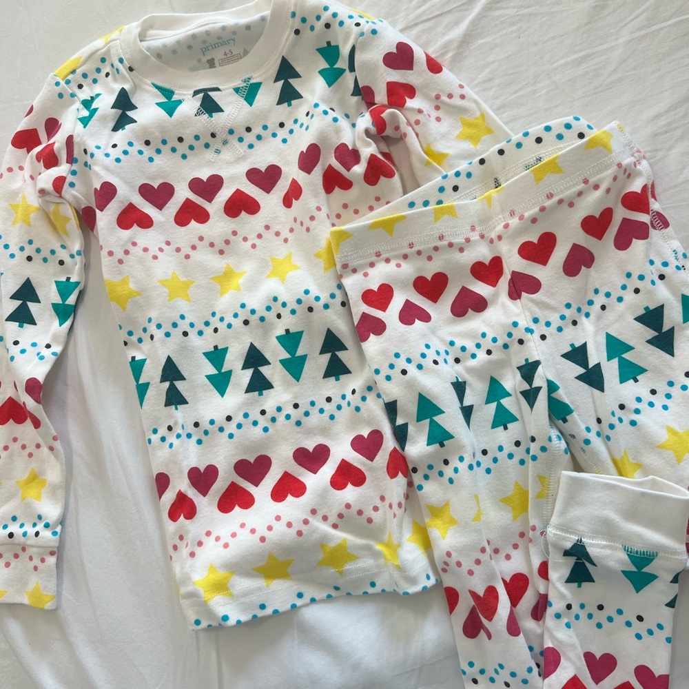 Primary 4/5 old white fair isle print